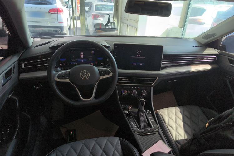 Used Volkswagen Sagitar 2023 280TSI DSG Beyond Lite Edition Center Console