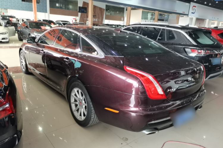 Used Jaguar XJ 2016 XJL 2.0T Two-Wheel-Drive Elegant Business Edition
