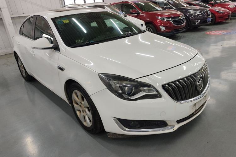 Used Buick Regal 2014 1.6T Fashionable Tech Edition Front Right 45 Deg