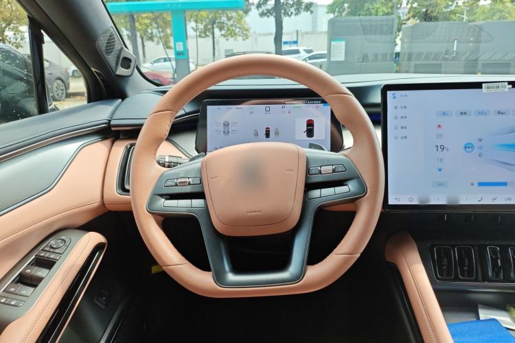 Used BYD Song L EV 2025 Intelligent Driving Version 662 km LiDAR Excellence Edition Steering Wheel