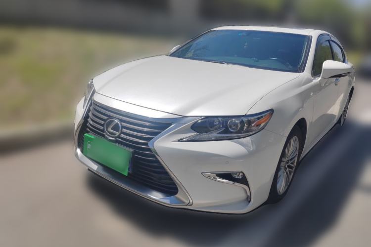 Used Lexus ES 2016 200 Midnight Special Limited Edition