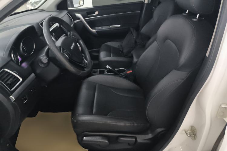 Used Haval M6 2019 1.5T DCT Two-Wheel Drive Value Edition China VI Standard
