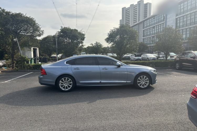 Used Volvo S90 2020 T5 Zhiyi Luxury Edition