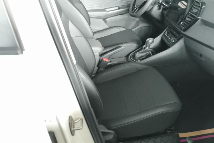 Used Jetta VS5 2019 280TSI Automatic Enjoyment Model Right Front Seat