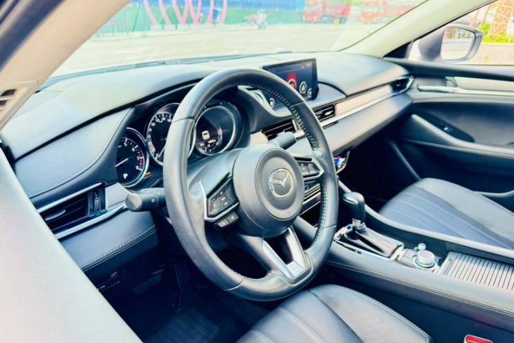 Used Mazda Atenza 2021 2.0L Blue Sky Luxury Edition