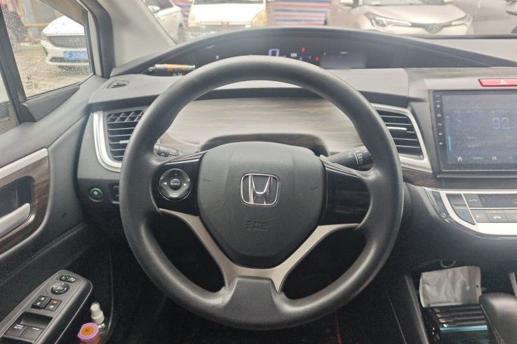 Used Honda Jade 2017 1.8L automatic Comfort version 5 seats