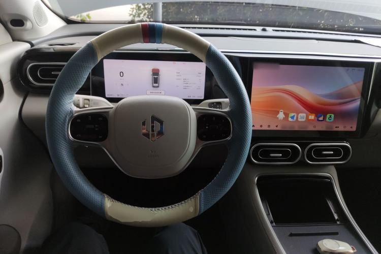 Used Leapmotor C11 2023 Pure Electric 500 Zhixing Edition Steering Wheel