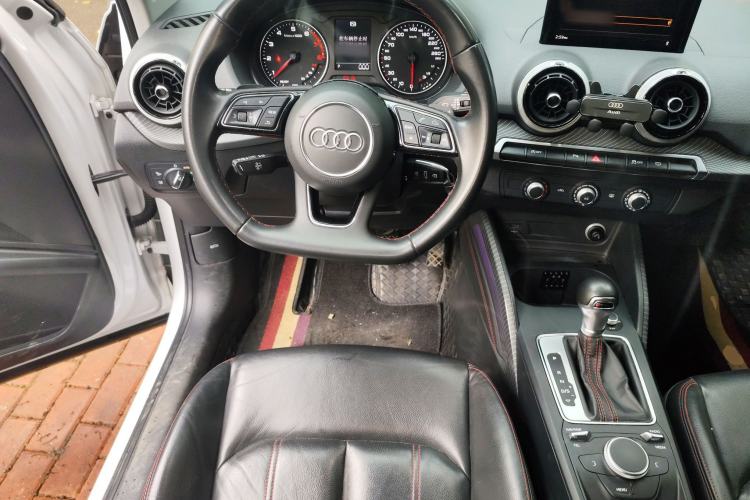 Used Audi Q2L 2022 35 TFSI Progressive Dynamic Edition
