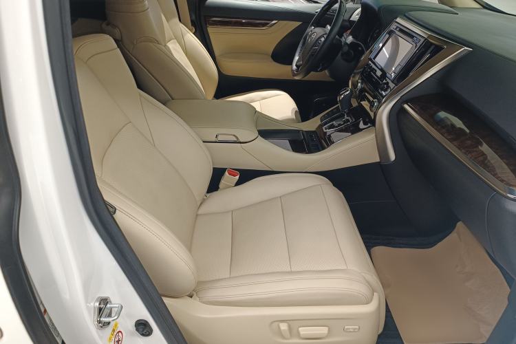 Used Toyota Alphard 2019 Dual-Engine 2.5L Luxury Edition
