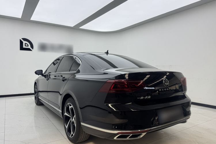 Used Volkswagen Magotan 2023 2 Million Units Limited Edition 330TSI DSG Leading Version
