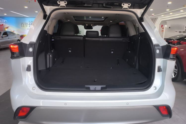 Used Toyota Highlander 2022 Dual-Engine 2.5L Four-Wheel Drive Prestige Version 7 Seats
