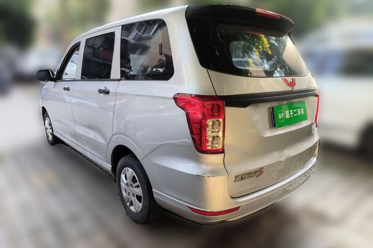 Used Wuling Hongguang 2021 1.5L S Base Version LAR
