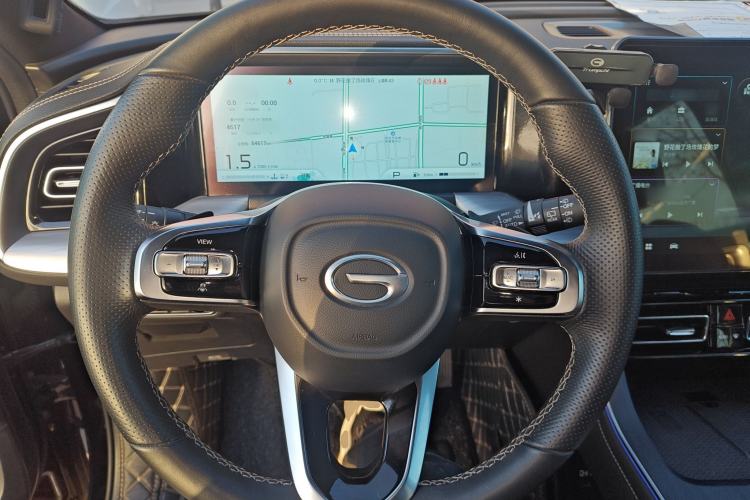 Used GAC Trumpchi GS8 2022 Linghang Series 2.0 TGDI Two-Wheel-Drive Luxury Smart Connectivity Version (7 Seats)