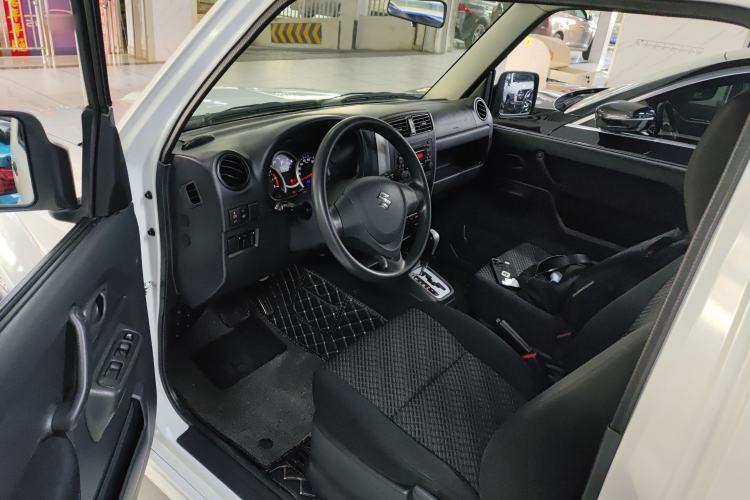 Used Suzuki Jimny 2015 1.3 AT JLX