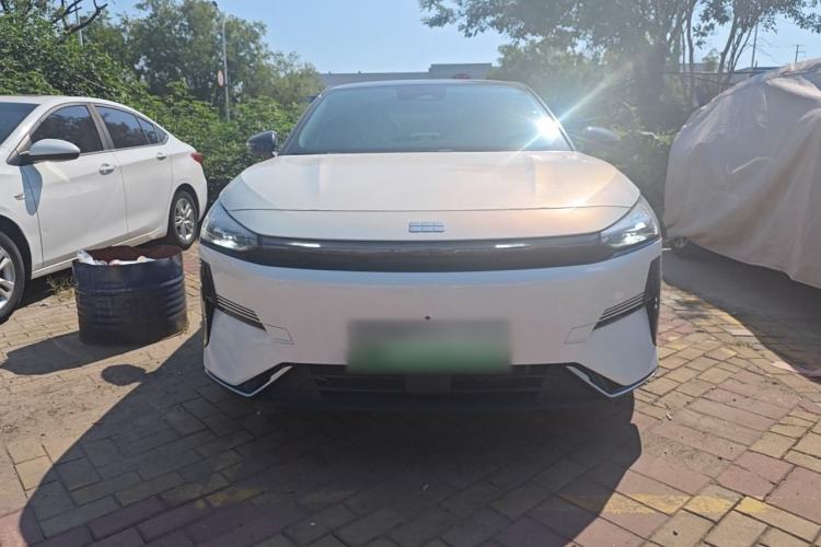 Used Geely Galaxy L6 2023 125km Starship