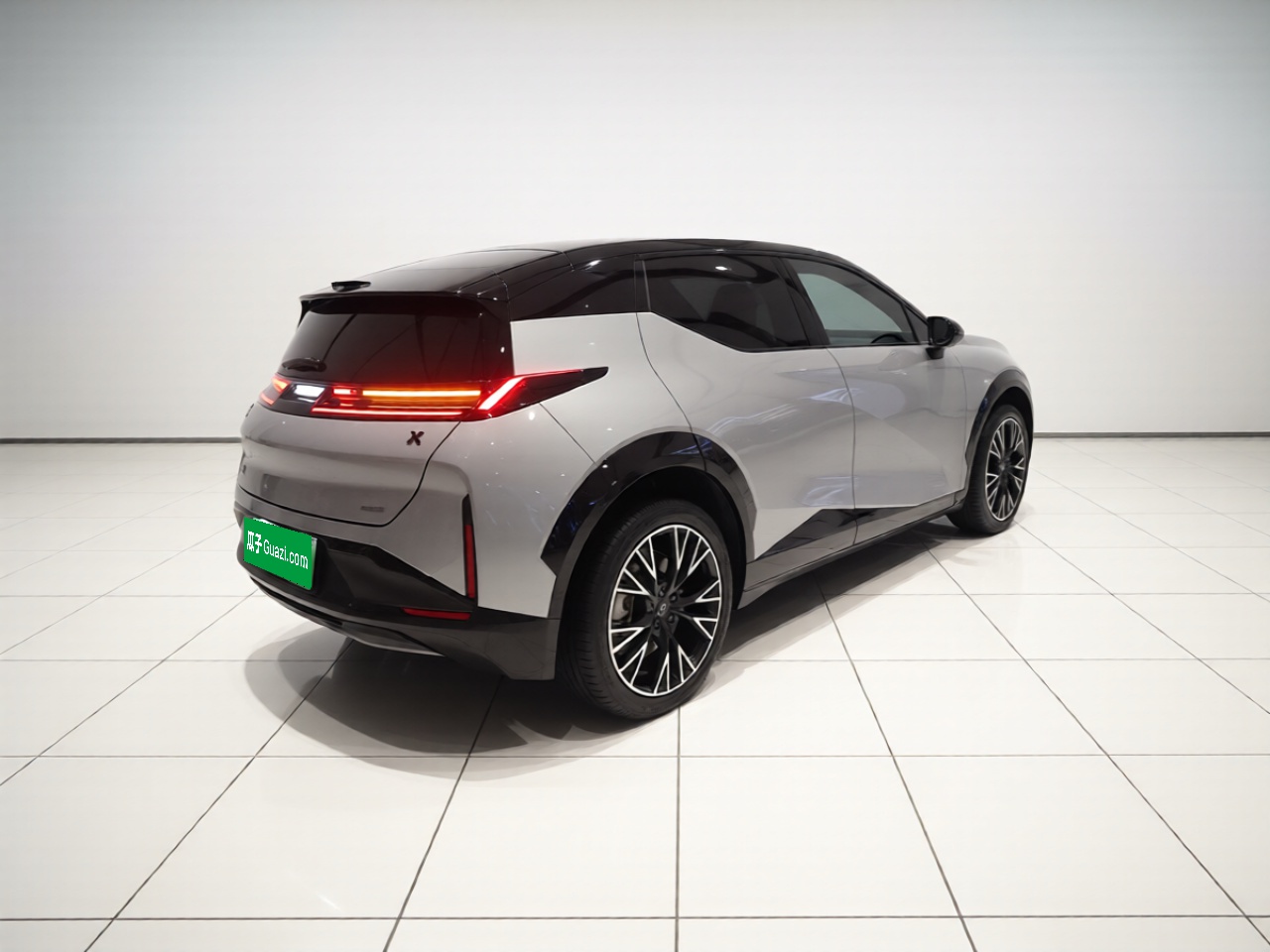 Zeekr X 2023 Four-Wheel Drive YOU Edition 4 Seats — снимка 6