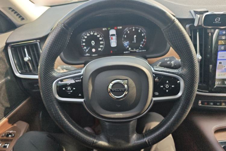 Used Volvo S90 2019 T5 Zhiyuan Edition
