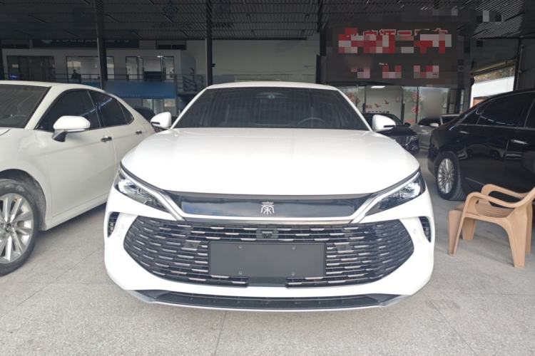 Used BYD Qin L 2025 DM-i Smart Drive 80KM Leading Model Front