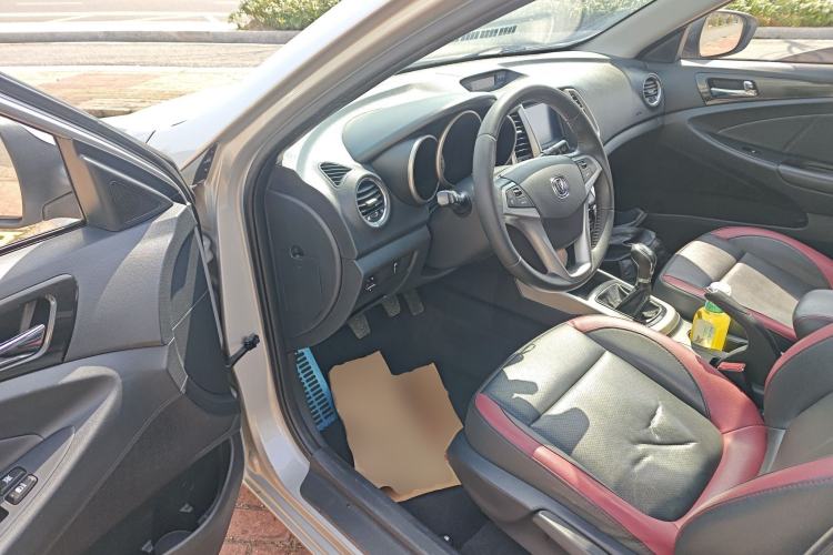 Used Changan Eado 2015 1.6L Manual Junku Model China IV Standard
