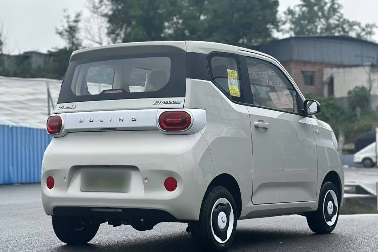 Used Wuling Hongguang MINIEV 2024 3rd Generation 215km Youth Edition