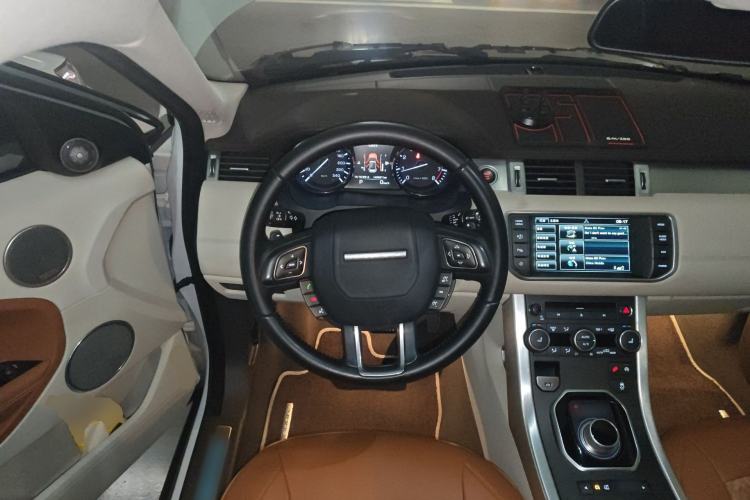 Used Land Rover Range Evoque 2015 2.0T Five-Door Enjoyment Edition Steering Wheel