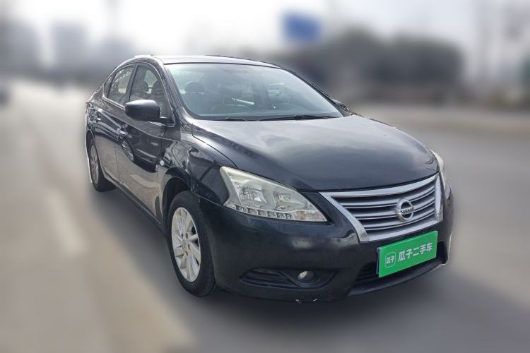 Used Nissan Sylphy 2014 1.6XV CVT Deluxe Edition Front Right 45 Deg