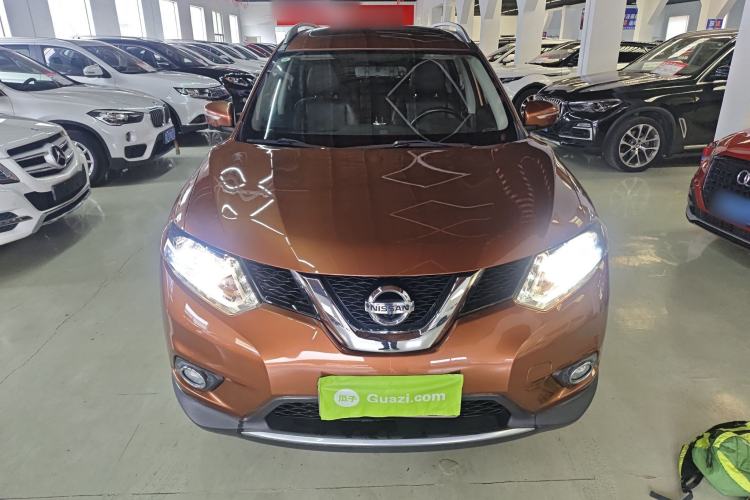 Used Nissan X-Trail 2015 2.0L CVT Comfort MAX Edition 2WD Front