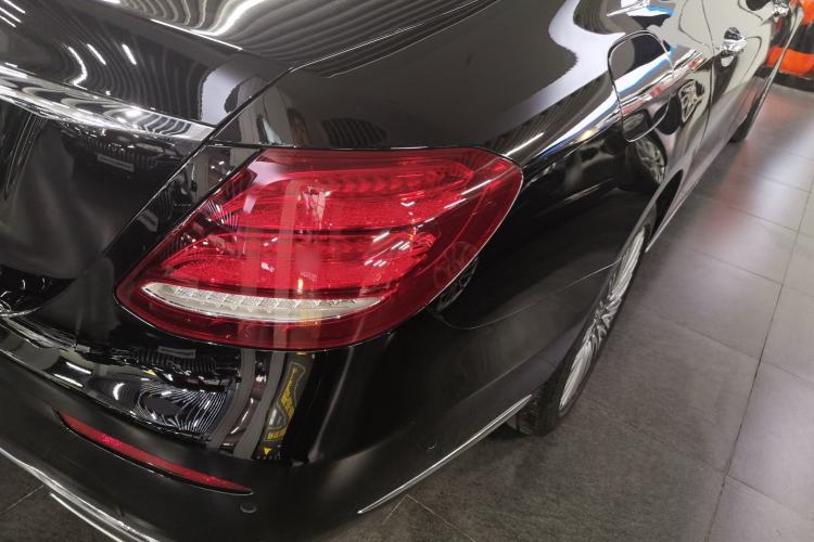 Used Mercedes-Benz E-Class 2020 Facelift E 300 L Stylish Edition Right Rear Taillight