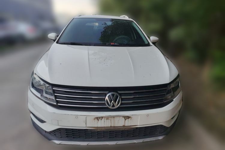 Used Volkswagen Cross Lavida 2017 1.6L Automatic Comfort Edition