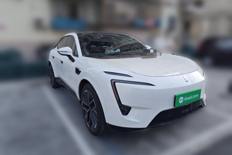 Used Avatr 11 2023 HarmonyOS Version Smart Enjoyment Upgrade Model 90-Degree Rear-Wheel Drive Edition
