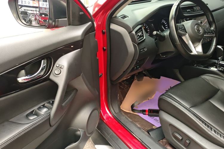 Used Nissan X-Trail 2019 2.0L CVT Smart Connect Comfort Edition 2WD Driver Seat