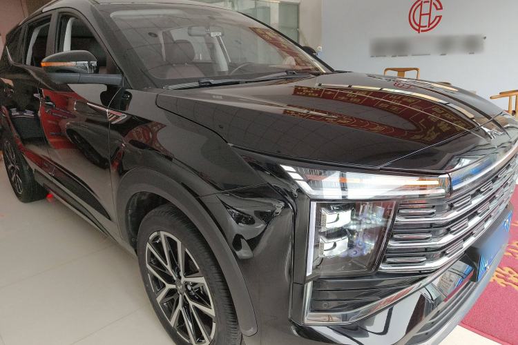 Used SOL X8 PLUS 2023 1.5 TGDI DCT Smart Edition 7-Seater