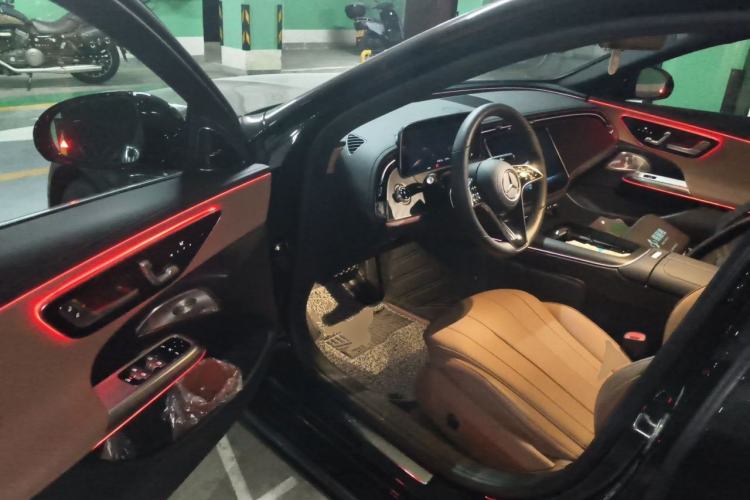 Used Mercedes-Benz E-Class 2025 E 300 Fashion Edition Sport Model
