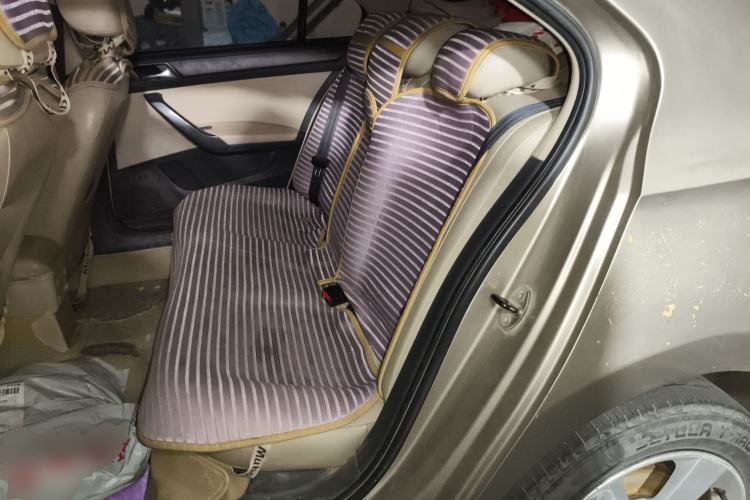 Used Skoda Rapid 2013 1.6L Manual Smart Selection Model