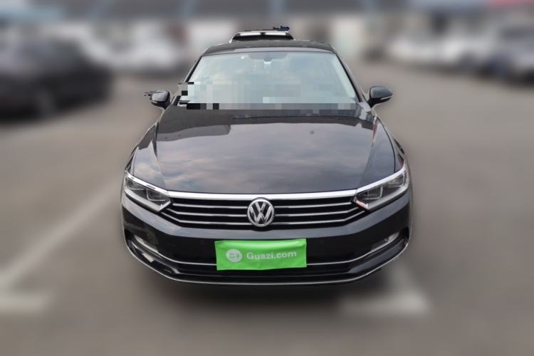 Used Volkswagen Magotan 2017 380TSI DSG Luxury Model Front