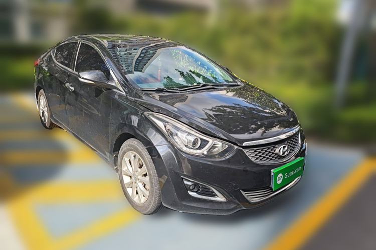 Used Hyundai Elantra (5th Generation / Langdong) 2016 1.6L Manual Luxury Model Front Right 45 Deg