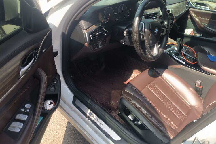 Used BMW 5 Series New Energy 2019 530Le Luxury Package
