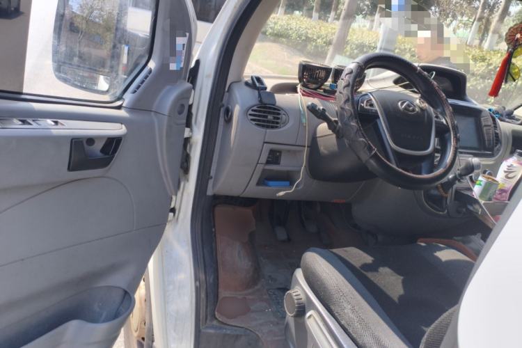 Used SAIC MAXUS Xintu V80 2021 2.0T Manual Classic Aoyuntong Long Wheelbase Mid-Roof 6/7/8/9-Seater