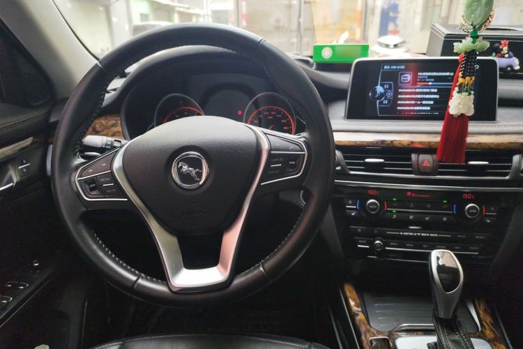 Used Hanteng X7 2018 X7S 1.5T Automatic Luxury Model Steering Wheel