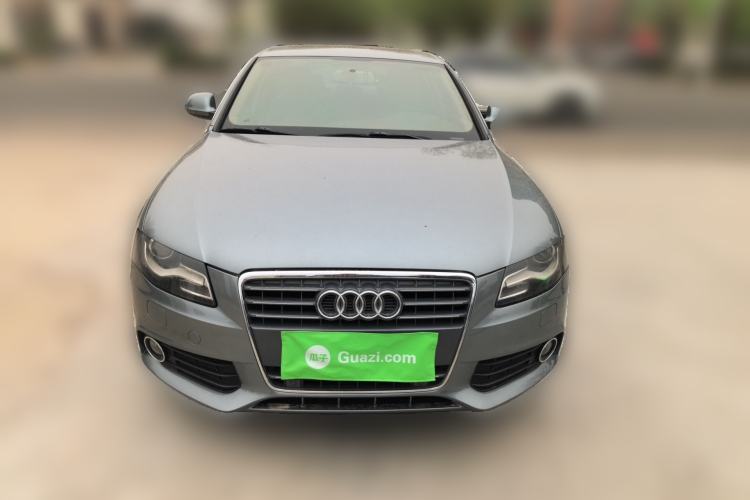 Used Audi A4L 2012 2.0 TFSI automatic Comfort trim level