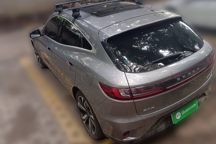 Used SERES SF5 2021 Four-Wheel Drive Freedom Expedition Edition
