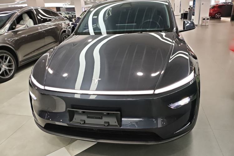 Used Tesla Model Y 2025 Long-Range All-Wheel Drive First Edition