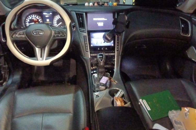 Used Infiniti Q50L 2018 2.0T Enjoyment Edition China V standard