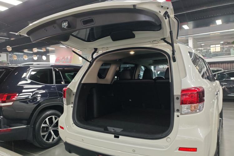 Used Nissan Terra 2020 2.5L XL Upper Automatic Two-Wheel Drive Luxury Edition