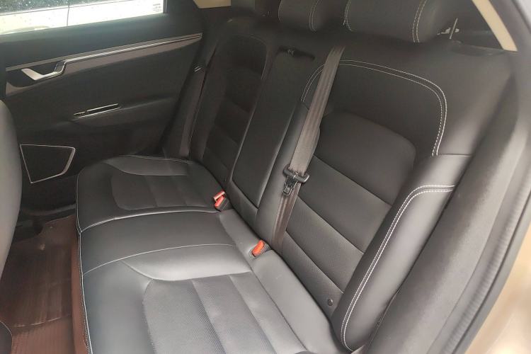 Used Geely Auto Emgrand GS 2016 Sport Edition 1.3T Automatic LingShang Model Left Rear Seat