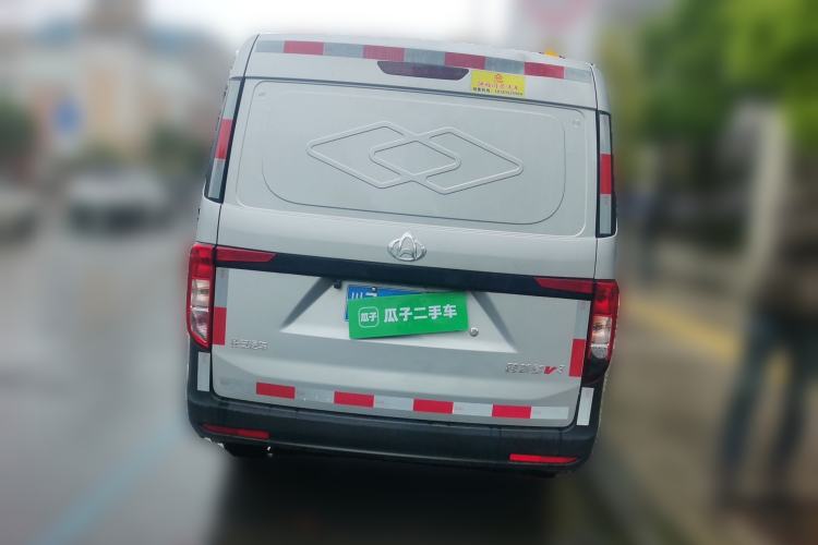 Used CHANGAN KUAYUE Xing V3 2023 1.5L Gasoline Standard Edition 2-Seat Van Rear