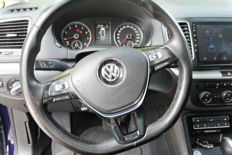 Used Volkswagen Sharan 2018 Revised Version 380TSI Comfort Edition 7-Seater
