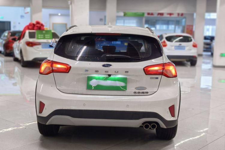 Used Ford Focus Active 2021 EcoBoost 180 Automatic Trendy Model Exterior 3