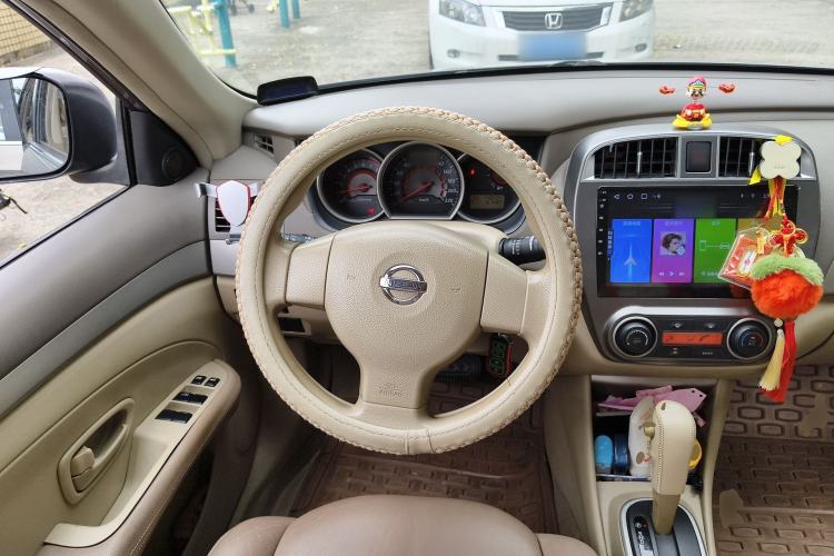 Used Nissan Sylphy 2012 Classic 1.6XE Automatic Comfort Edition Steering Wheel