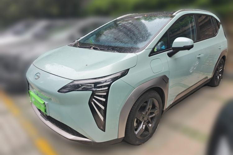 Used AION Y 2022 Plus 70 Tech Edition